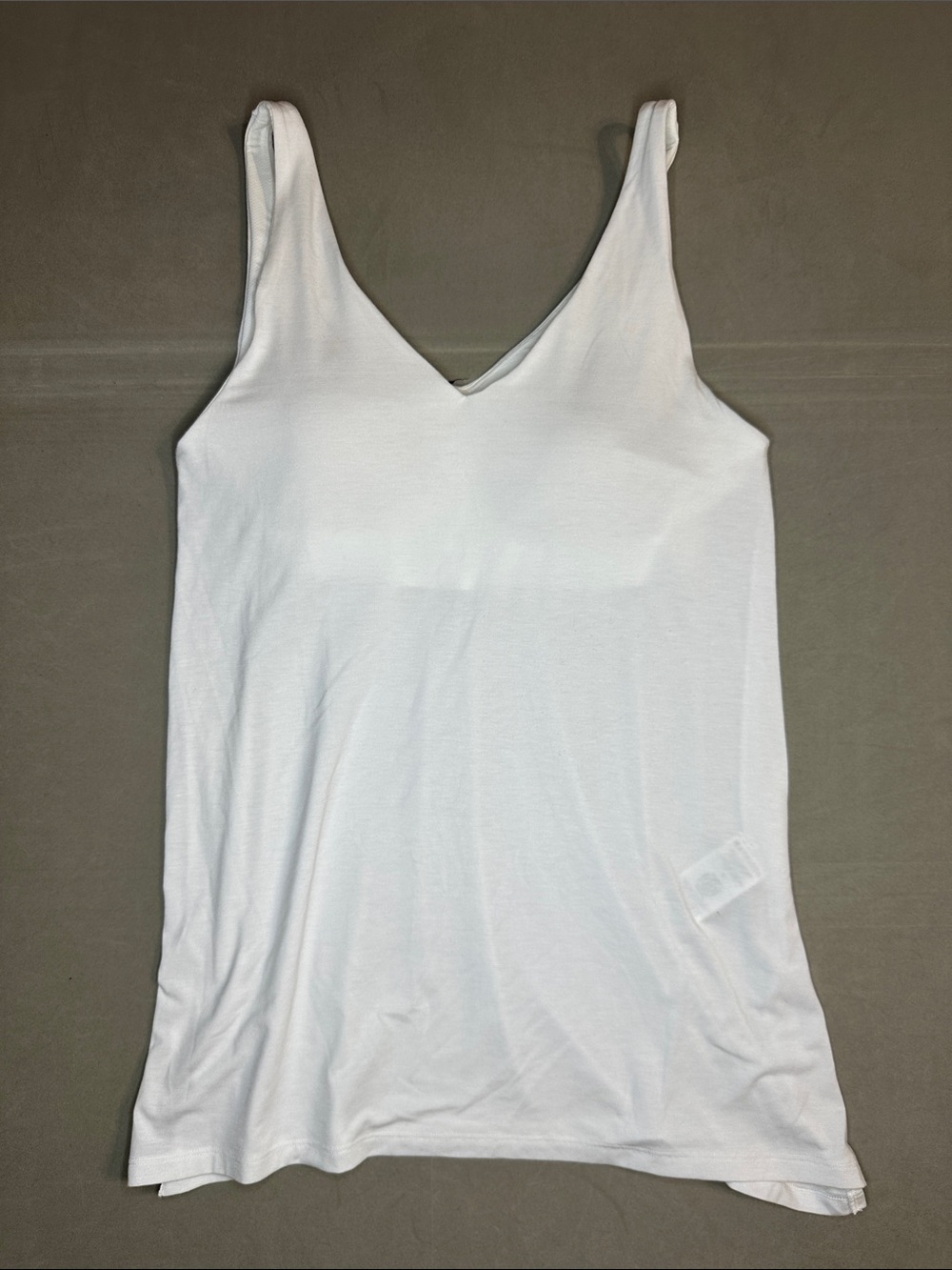 Athleta White Tunic V-Neck Tank padded shelf bra - M